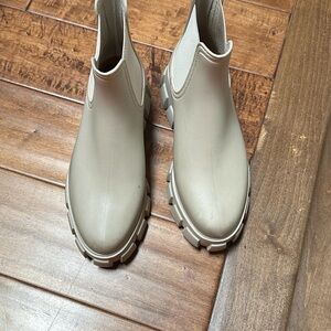 Jeffrey Campbell Beige Chunky Chelsea Ankle rain Boots